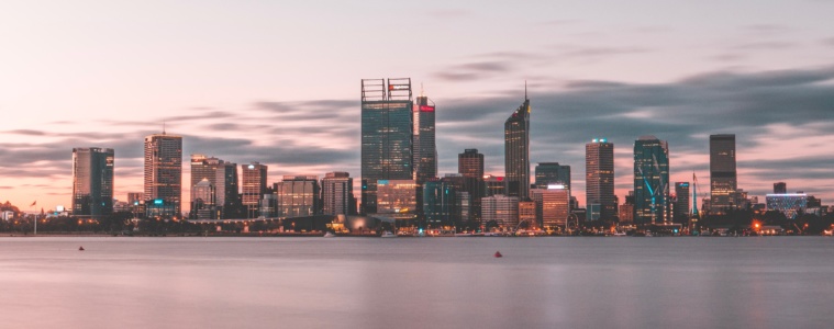 Skyline von perth, Australien bei Sonnenuntergang