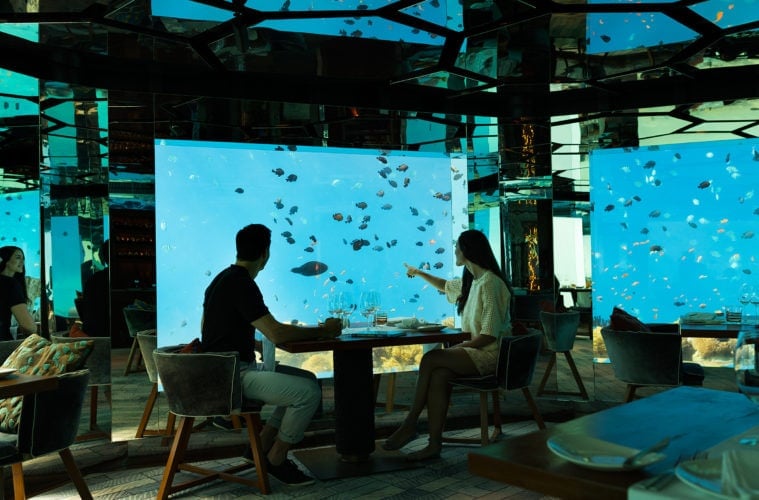 Restaurant im Anantara Kihavah Villas