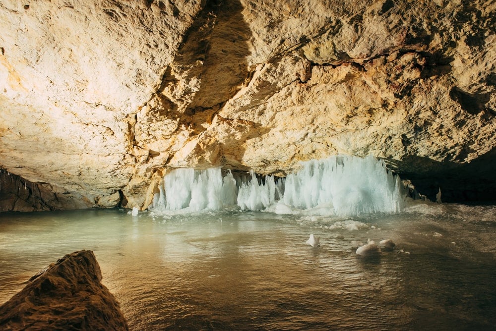 Österreichs Höhlen: Blick in die Dachsteinhöhle