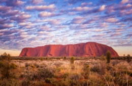 Bekannter Fels in Australiens Outback