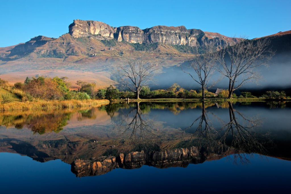 Der Nationalpark Royal Natal mit seinen Drakensbergen ist ebenso im Film "Der geilste Tag" zu sehen.