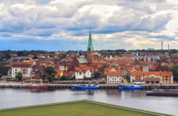 Aussicht von Schloss Kronburg auf Elsinore Dänemark
