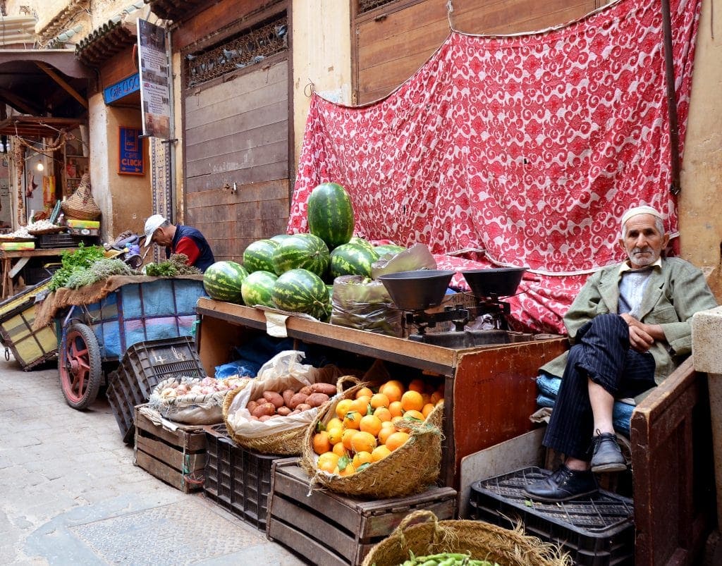 In der Medina von Fès reihen sich die Händler.