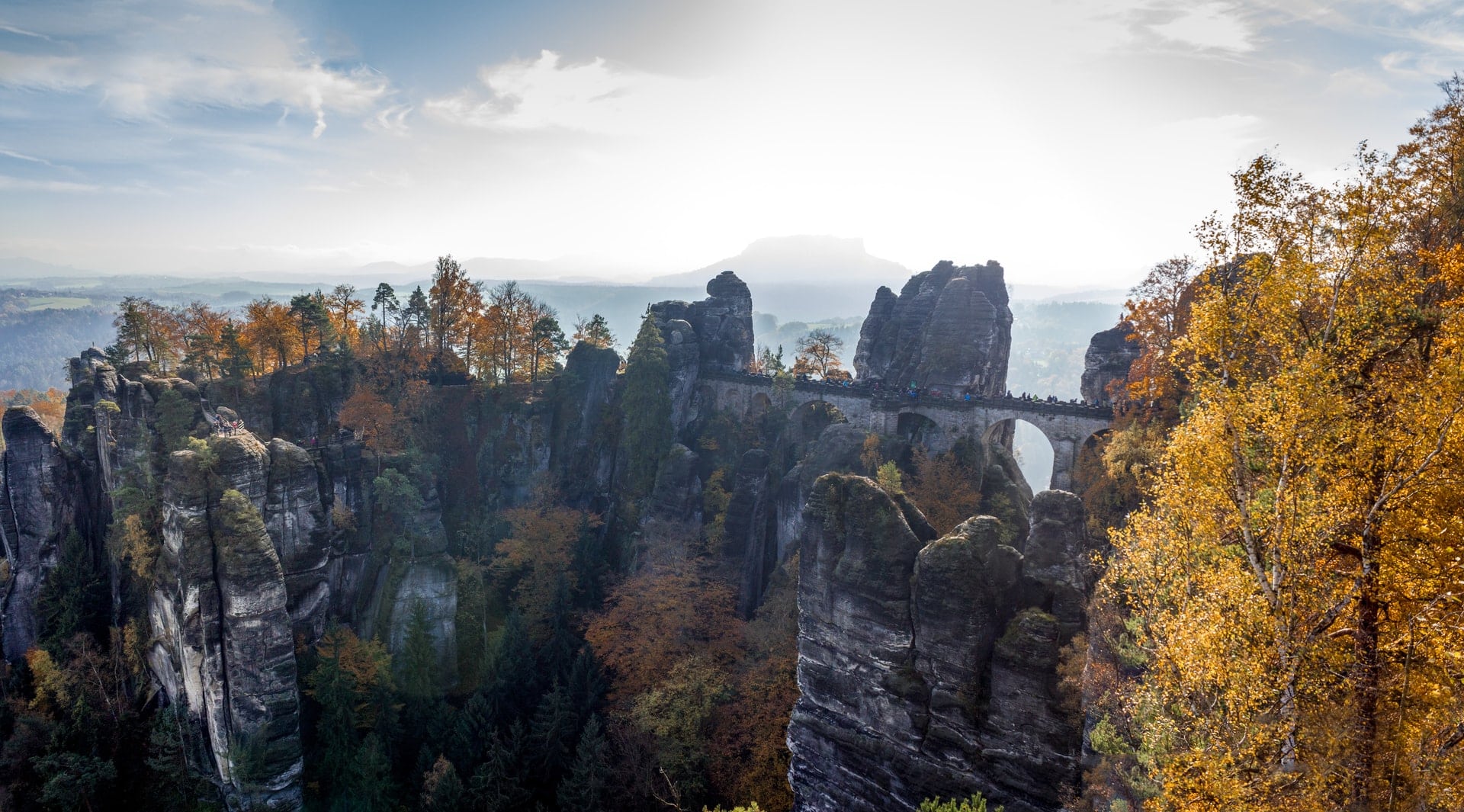 Elbsandsteingebirge in Sachsen, eine der Naturattraktionen in Deutschland