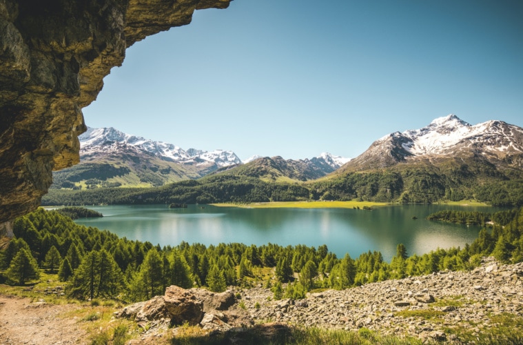 Frühsommer am Silsersee in Graubünden