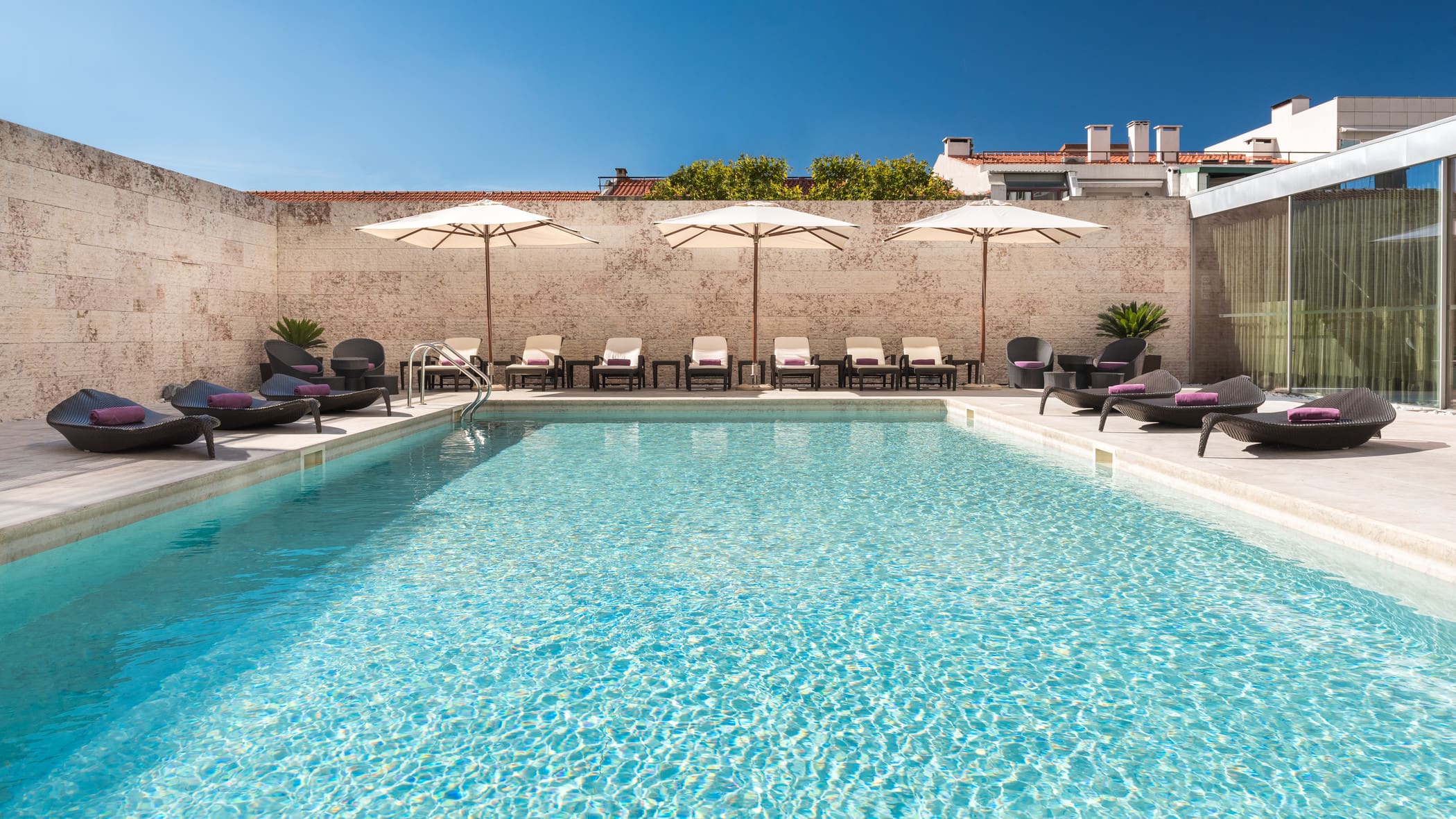 Pool des Sheraton Hotels in Lissabon
