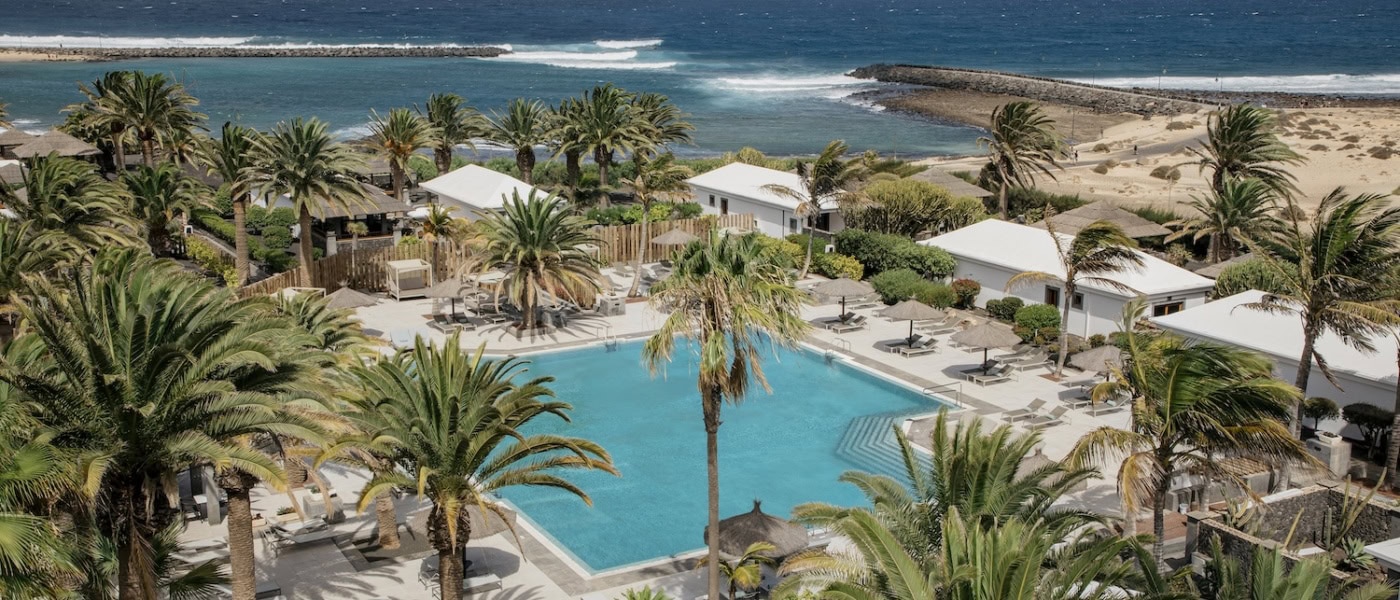 der Pool im Paradisus Salinas Lanzarote