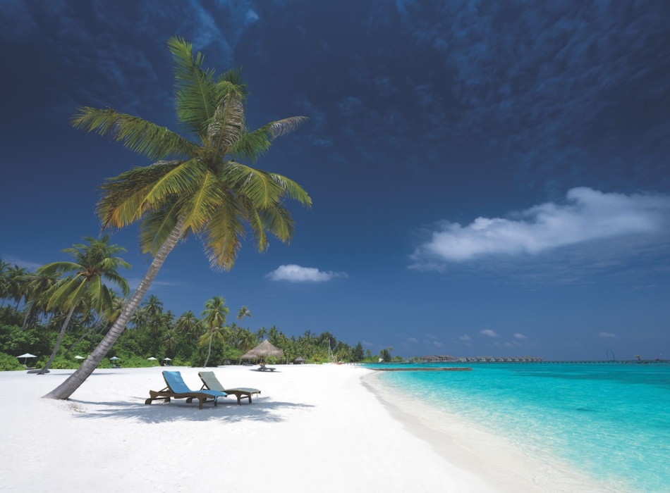 Hotel der Woche: Atmosphere Kanifushi Maldives - reisen EXCLUSIV