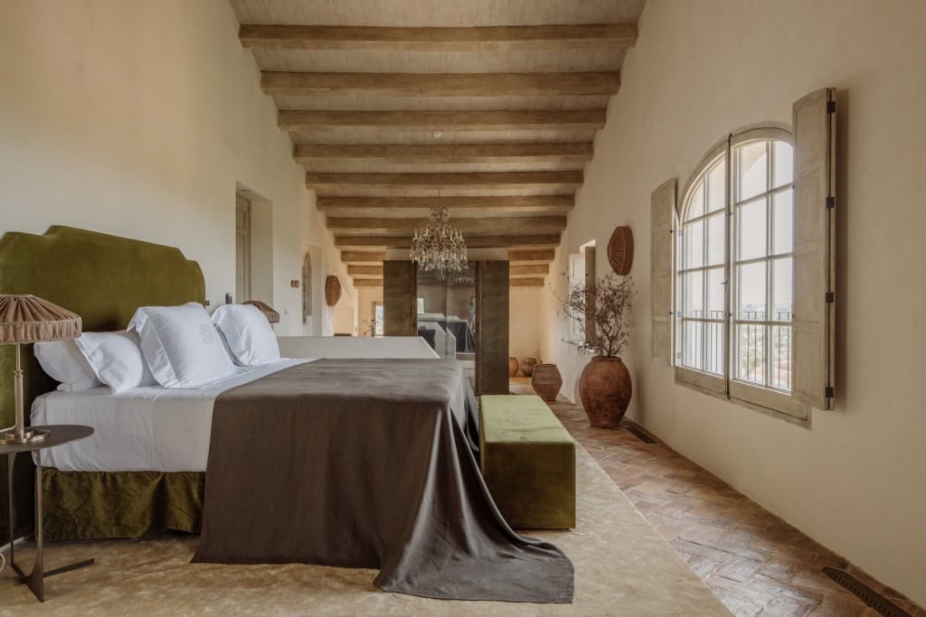 Schlafzimmer im Vestige Son Vell auf Menorca.