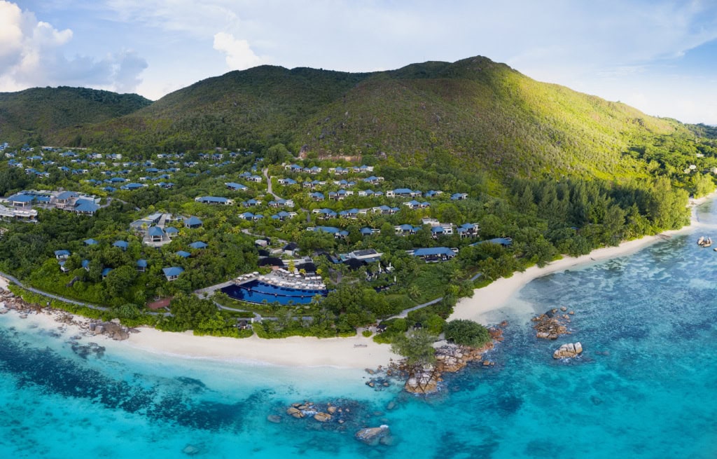 Raffles Seychelles Dronenaufnahme