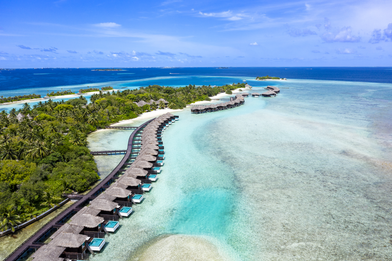 Sheraton Maldives Full Moon Resort & Spa_Aerial_Water_Bungalow_Sheraton Maldives Full Moon Resort & Spa