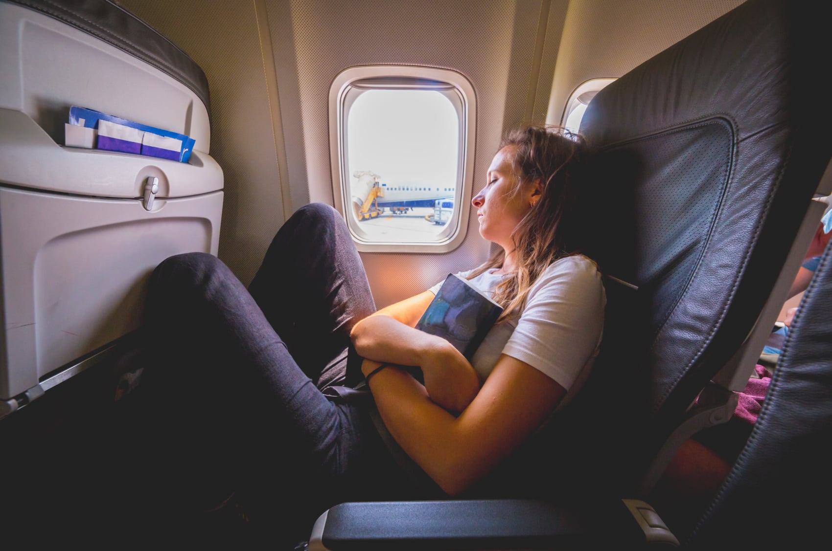 menstruationstasse im flugzeug