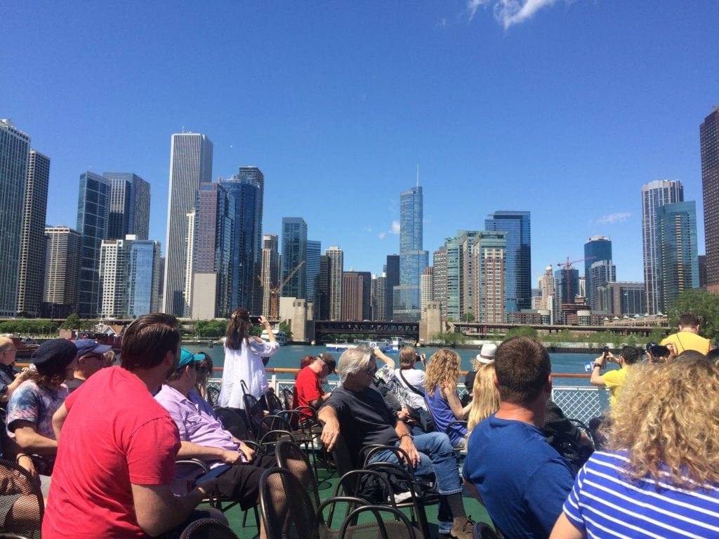 Architektur-Tour mit dem Schiff in Chicago