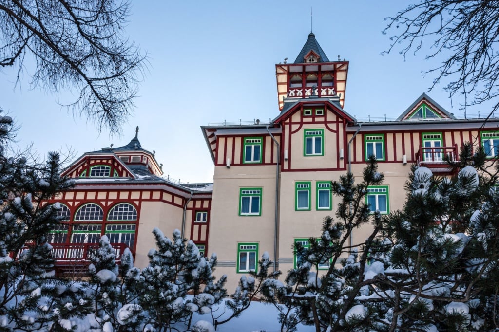 Fassade des Kempinski Hotel Hohe Tatra 