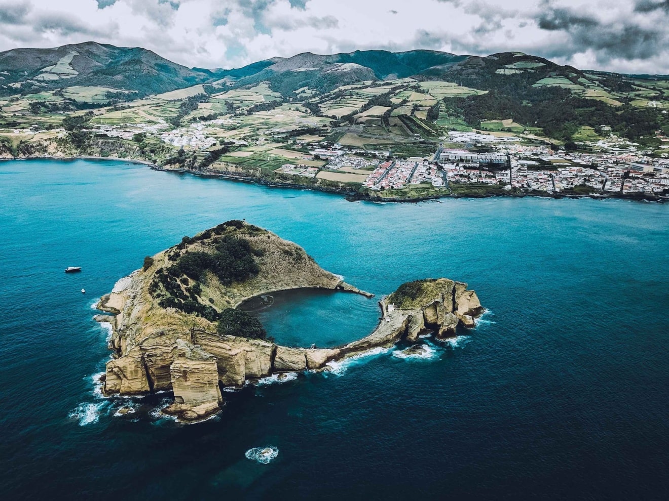 Inselarchipel der Azoren aus der Vogelperspektive