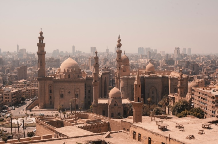 Blick auf Gebäude in Kairo, der Hauptstadt Ägyptens