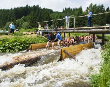 Floßfahrt auf der Wilden Rodach