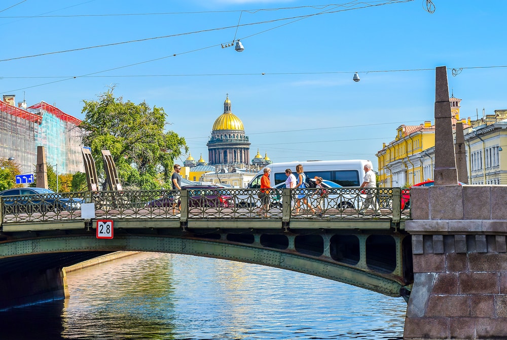 Карта петербурга поцелуев мост. Поцелуев мост мост в Санкт-Петербурге. Поцелуев мост Питер. Мост поцелуев в Москве. Поцелуев мост в Санкт-Петербурге Легенда.