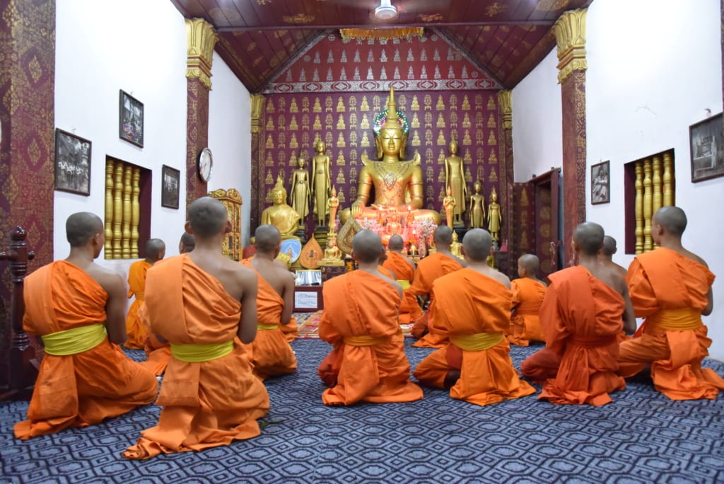 Mönche bei Pakse in Laos