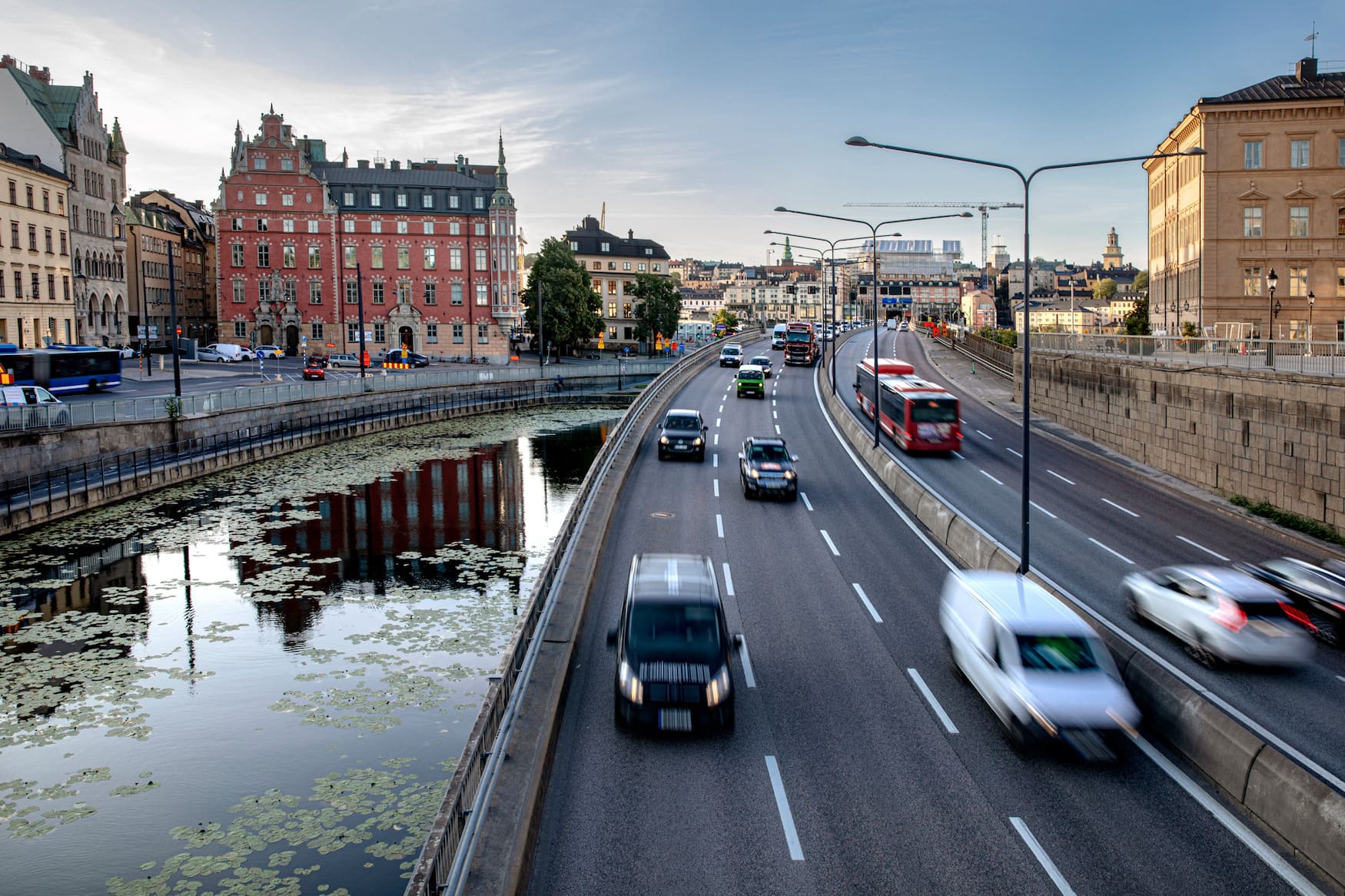 Autoverkehr in Stockholm