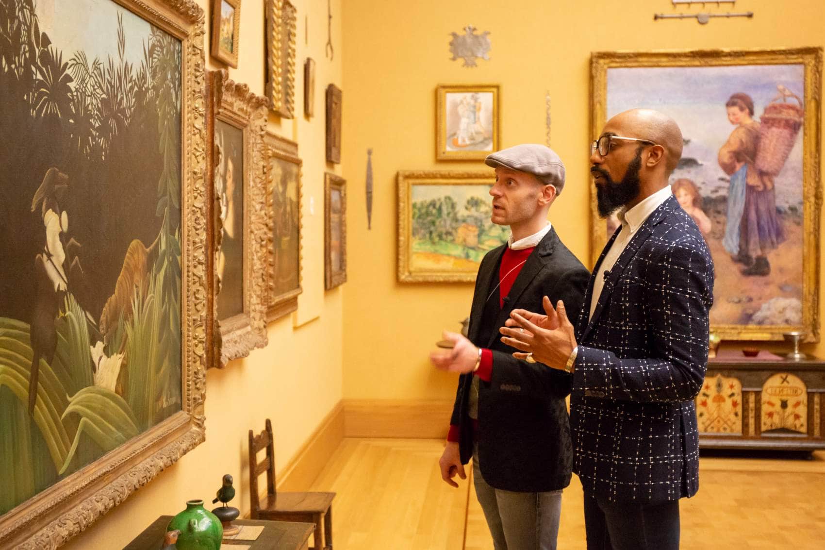 Besucher vor Gemälde in Barnes Foundation Philadelphia 