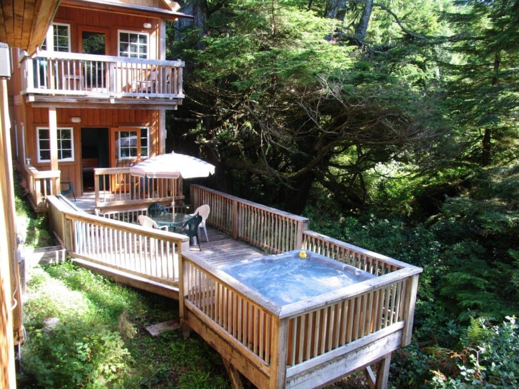 In British Columbia hat Jason Priestly ein rustikales Paradies für Naturliebhaber geschaffen. 