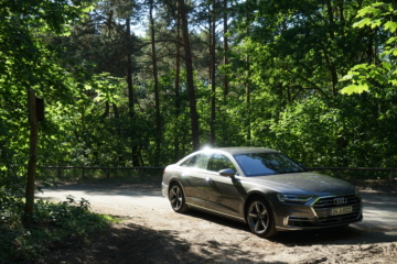 Der neue Audi A8 am Wegesrand. Was für ein Anblick!