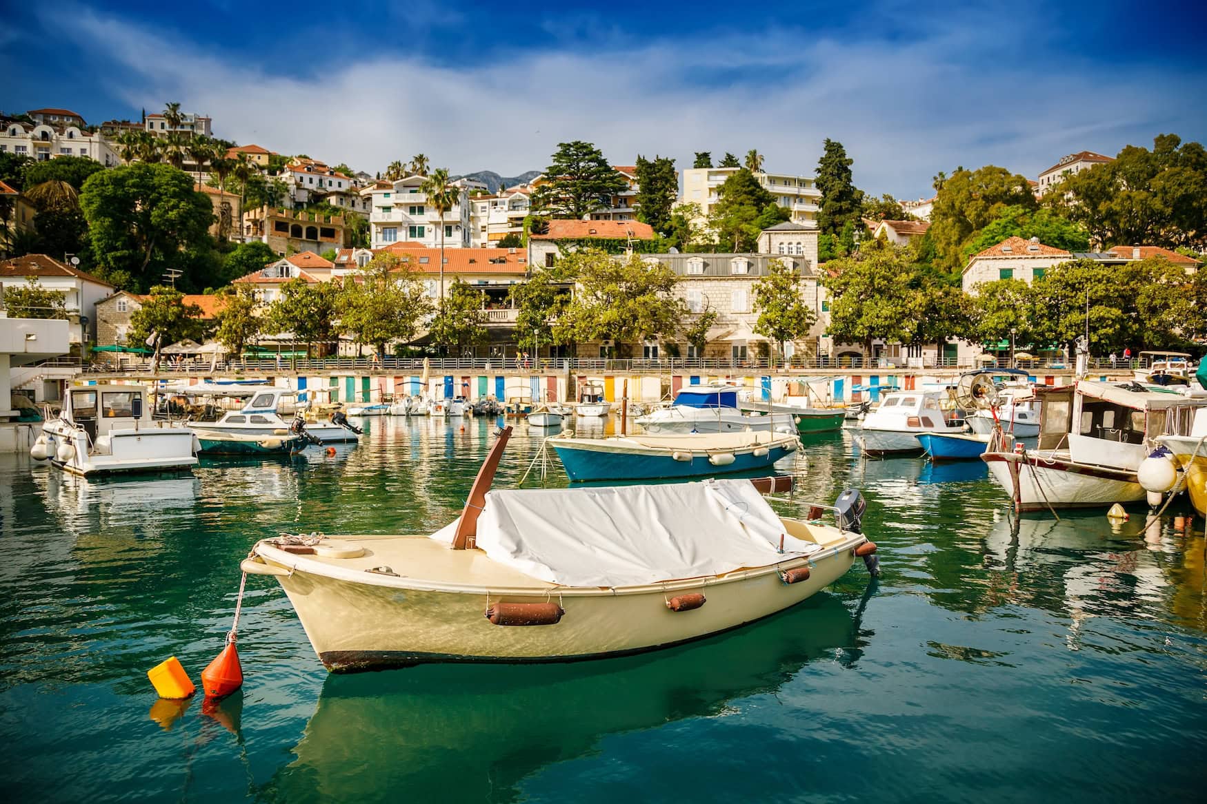 Hafen in Montenegro
