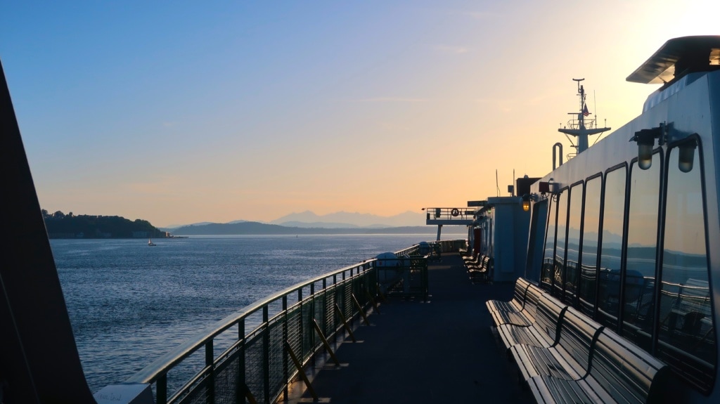 Blick von einer Fährenfahrt bei Seattle