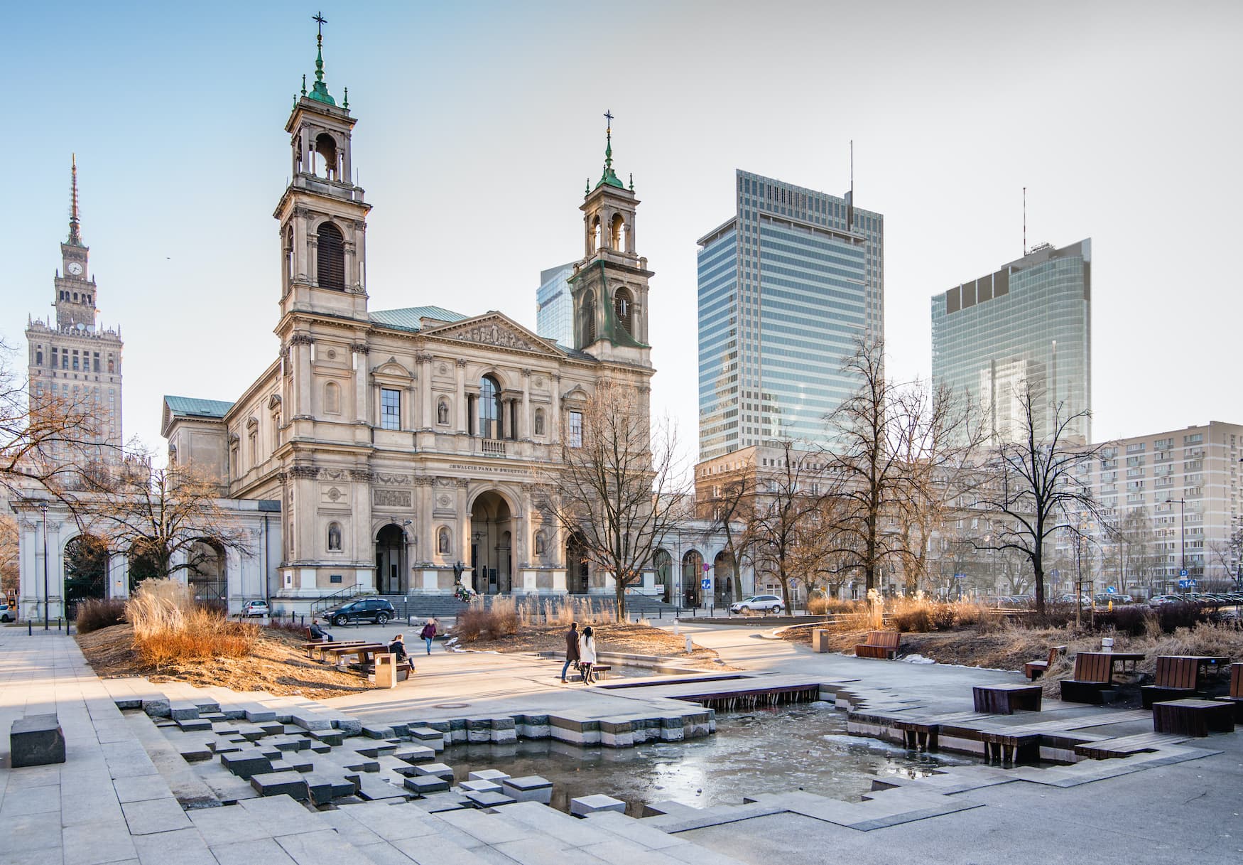 Stadtplatz in Warschau im Winter