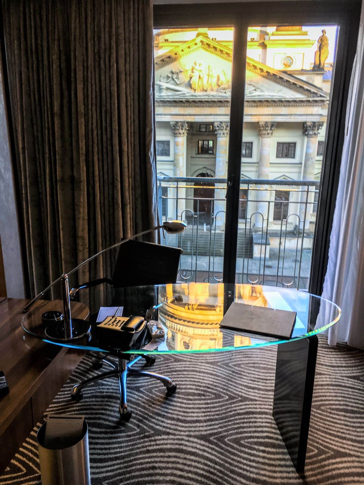 Ausblick aus dem Zimmer des Hilton Hotel am Gendarmenmarkt