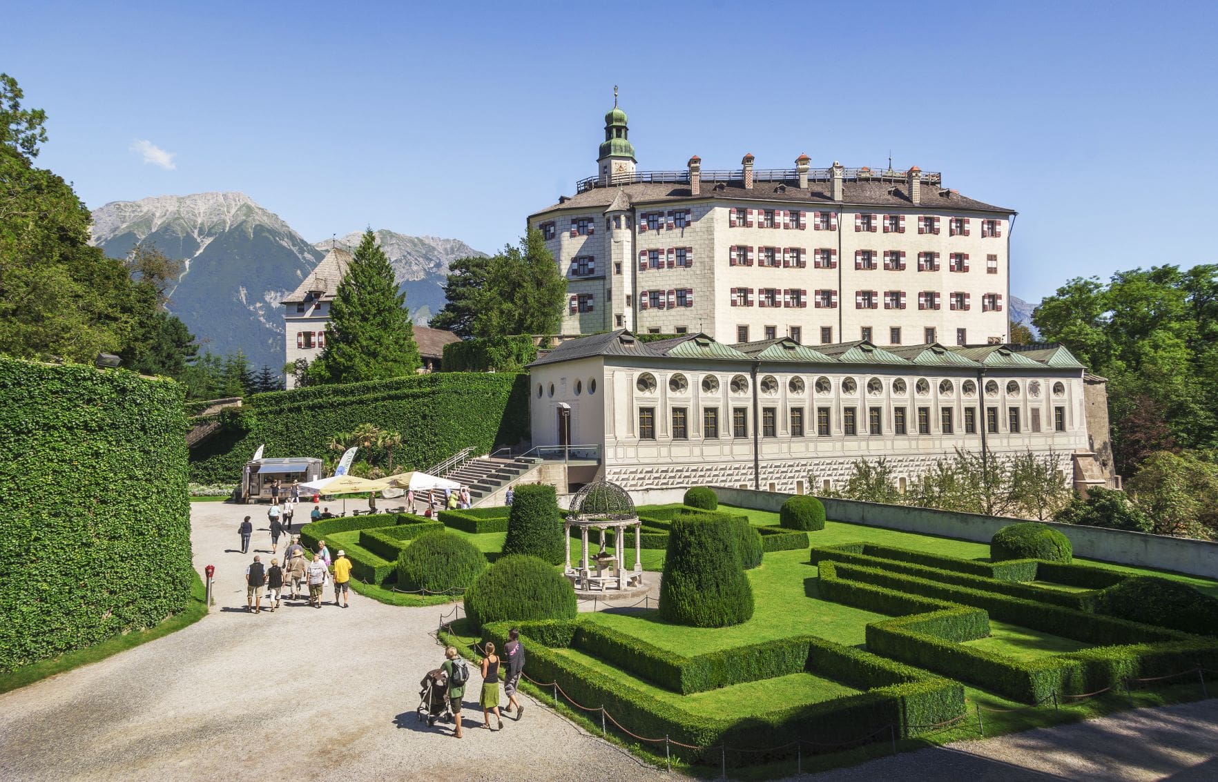 Schloss Ambras bei Innsbruck