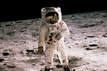Mann auf dem Mond