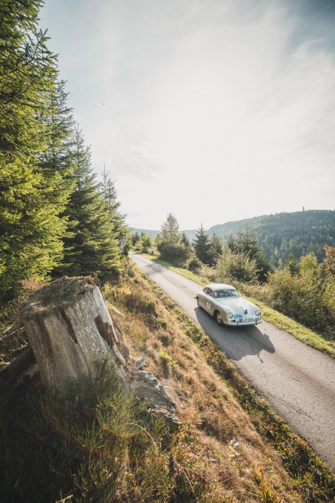 Bei der Oldtimer-Rallye Baiersbronn Classic kommen Motorsportliebhaber voll auf ihre Kosten.