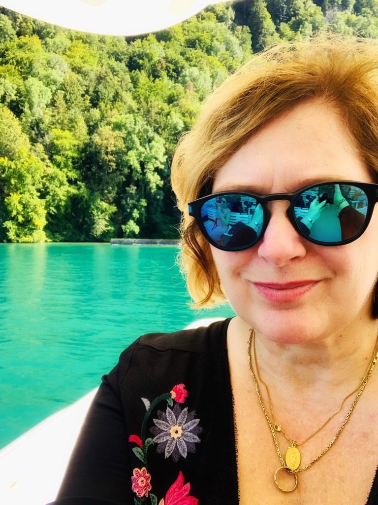 Simone Sever im Boot auf dem Vierwaldstättersee in der Schweiz
