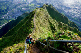 Diese Treppen auf Hawaii zählen zu einer der schönsten der Welt – leider darf man sie nicht betreten.