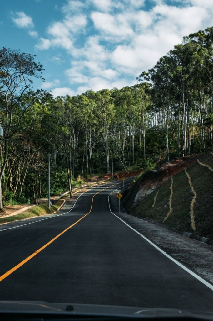 Landstraße in El Salvador