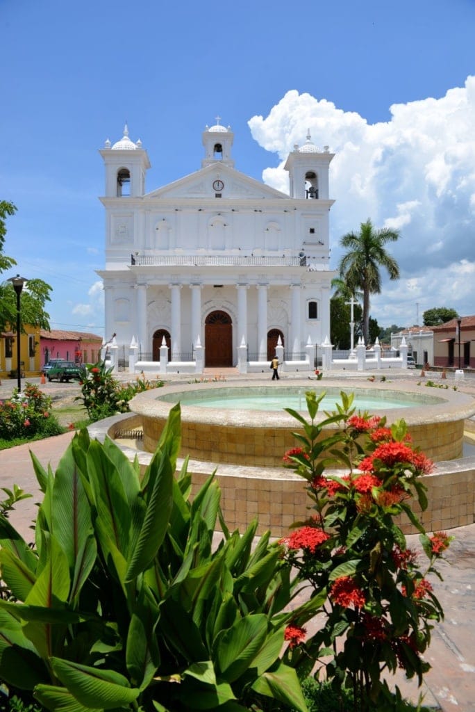 Kirche Santa Lucia in Suchitoto in El Salvador