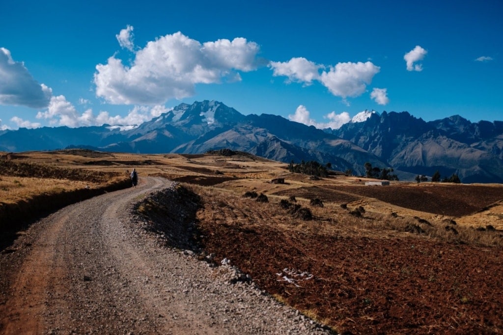 Straße im Heiligen Tal der Inkas in Peru 