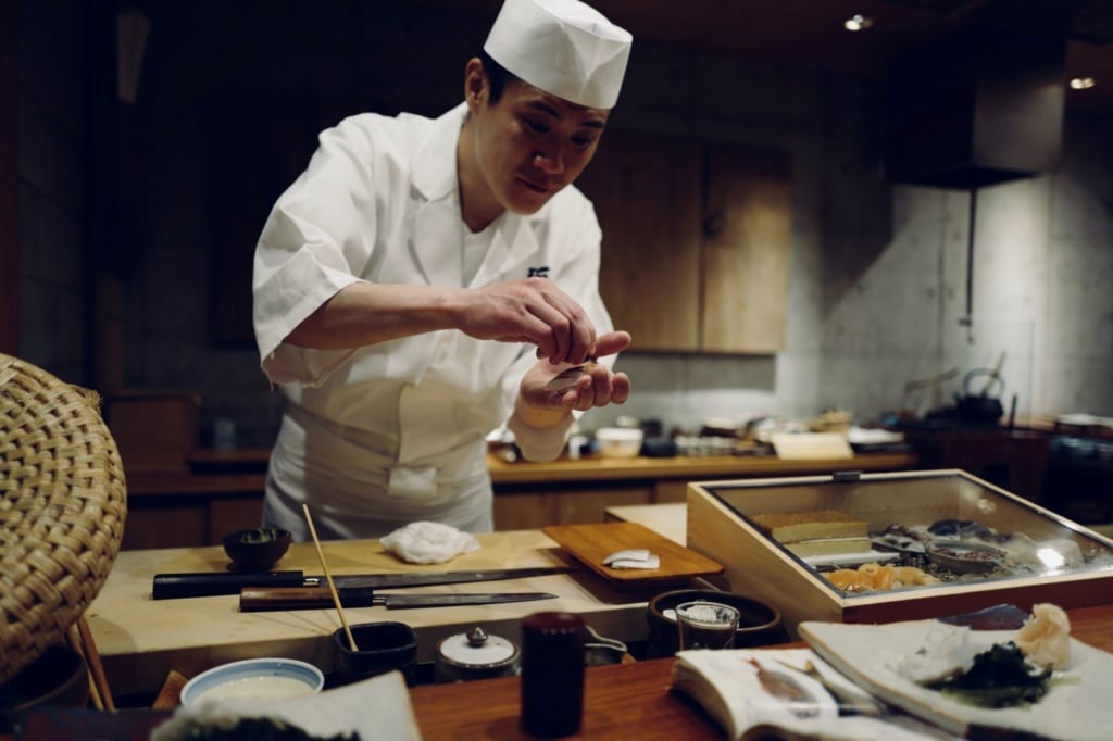 Koch in Japan in der Küche