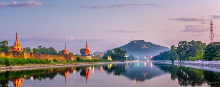 Mandalay Hill und Palast