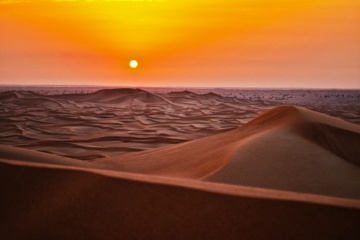 Wir zeigen euch spektakuläre Wüsten auf der Welt.