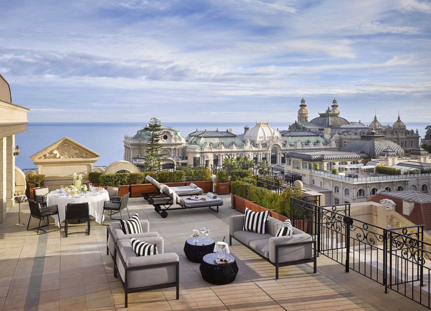 Terrasse der Carre d'Or Suite im Hotel Metropole in Monaco