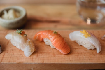 Kulinarik aus Japan: Nigiri nennt sich diese Form des Sushis.