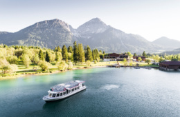 Der Heiterwanger See ist zusammen mit dem Plansee Tirols zweitgrößte Wasserfläche.