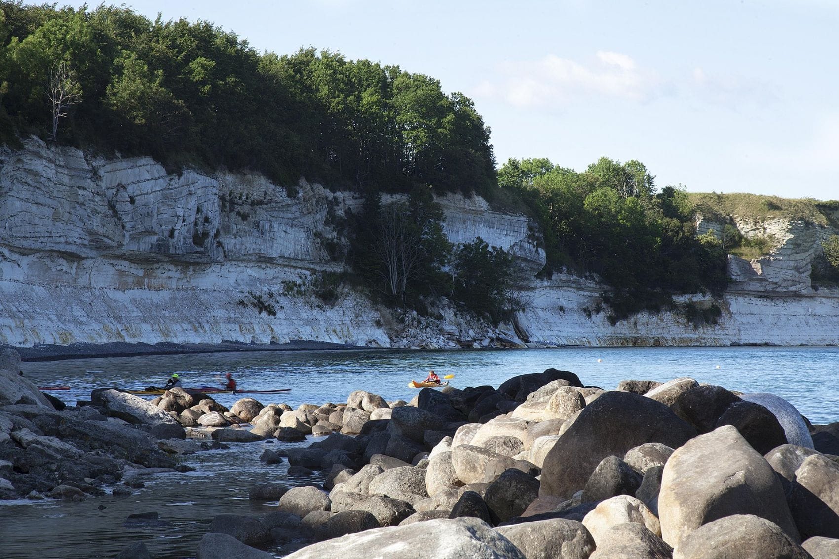 Kanus vor Stevns Klint in Dänemark 