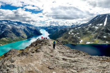 Touristen im Nationalpark Jotunheimen in Norwegen