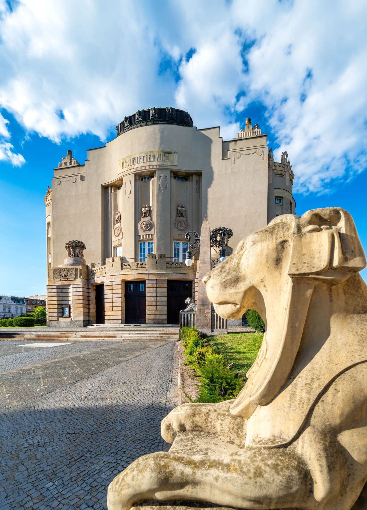 Außenansicht des Staatstheaters in Cottbus