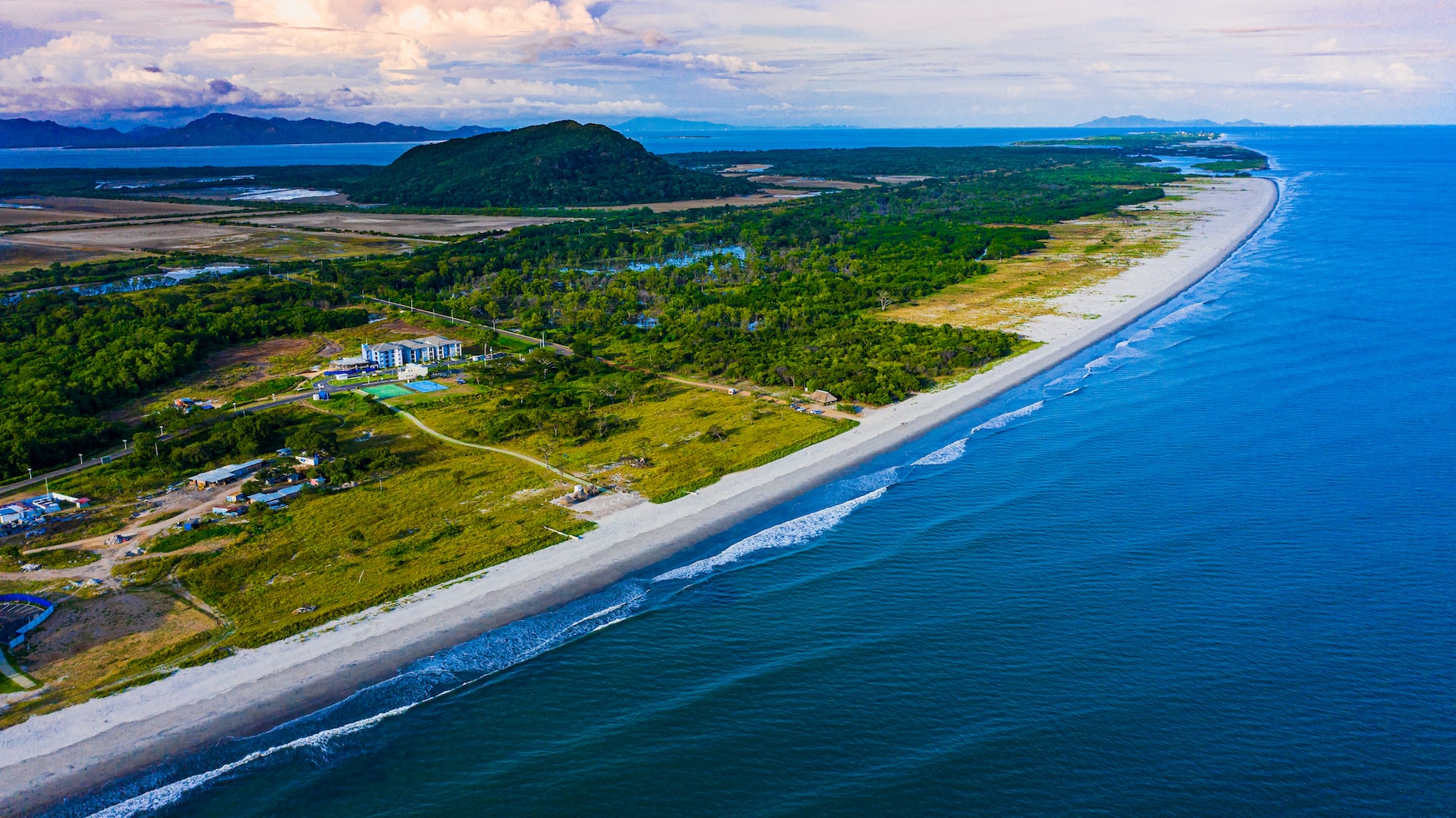 Blick auf den Caracol Strand an der panamaischen Pazifikküste