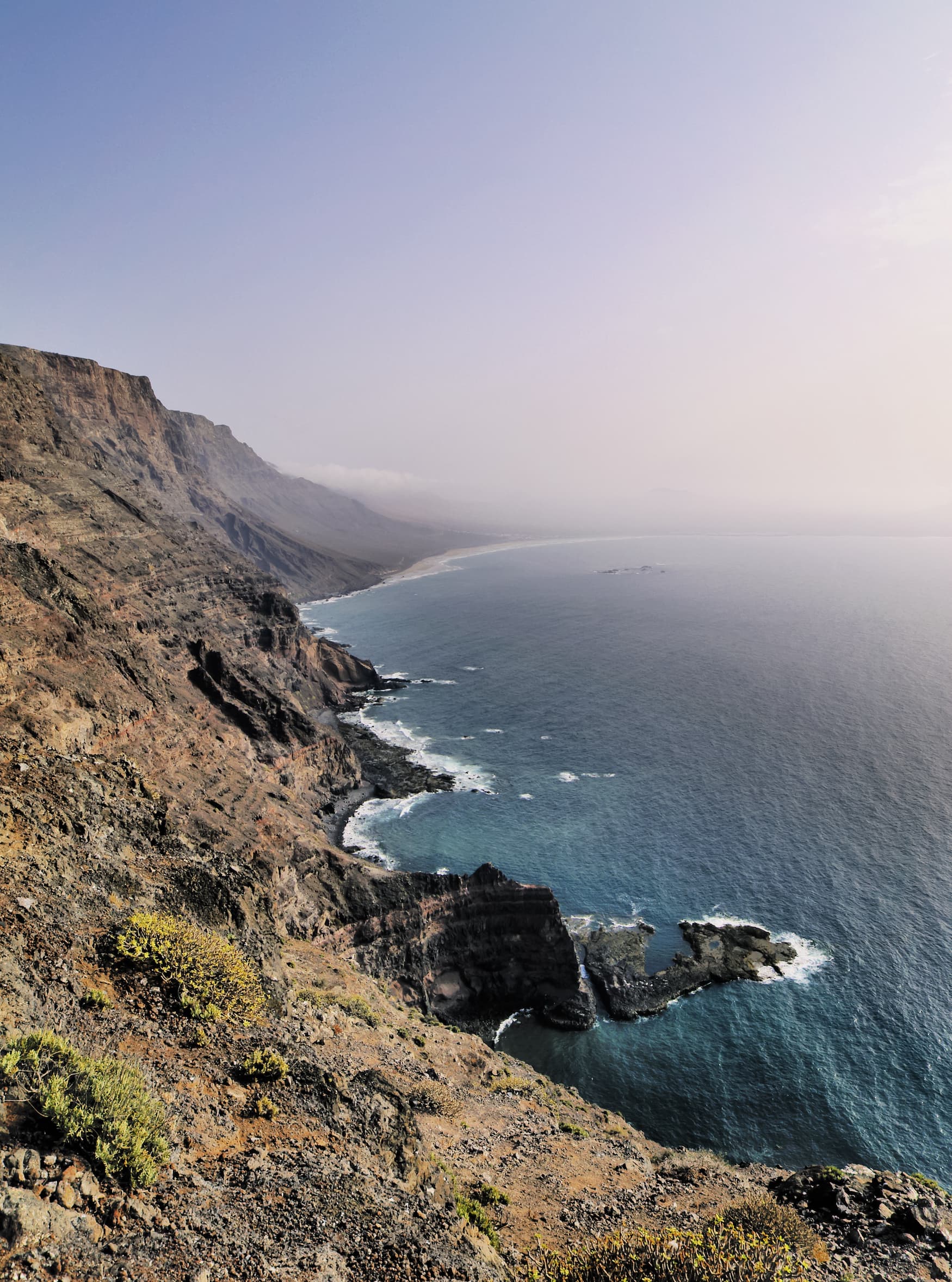 Klippen von Famara an der Küste von Lanzarote